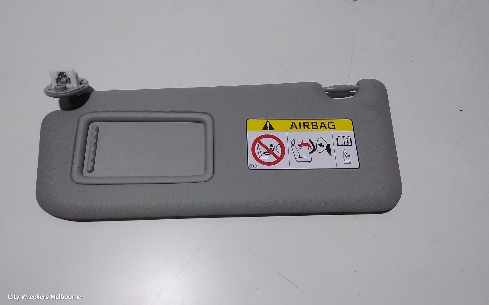 TOYOTA RAV4 2017 Sunvisor