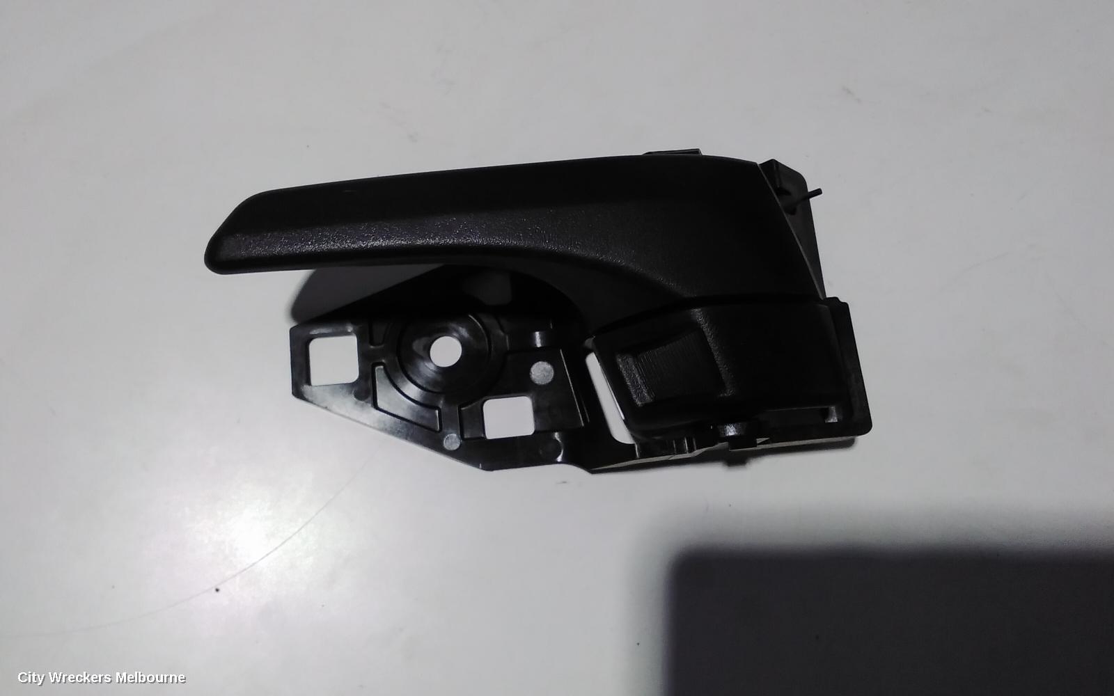 TOYOTA RAV4 2017 Door Handle