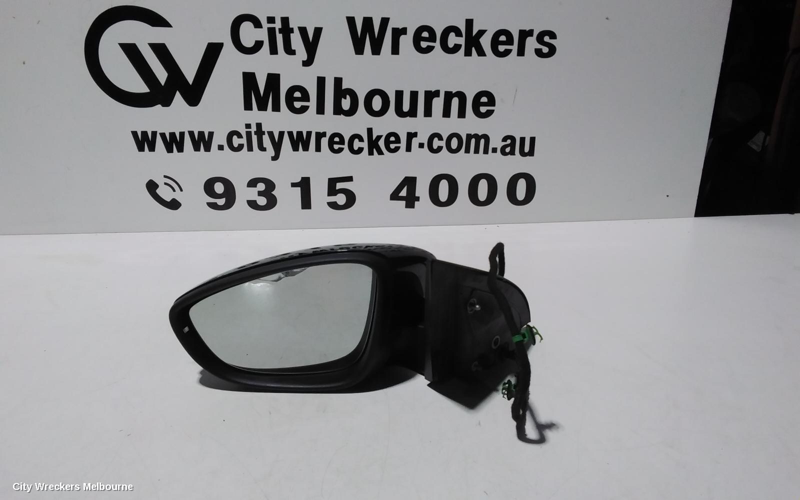 VOLKSWAGEN PASSAT 2013 Left Door Mirror