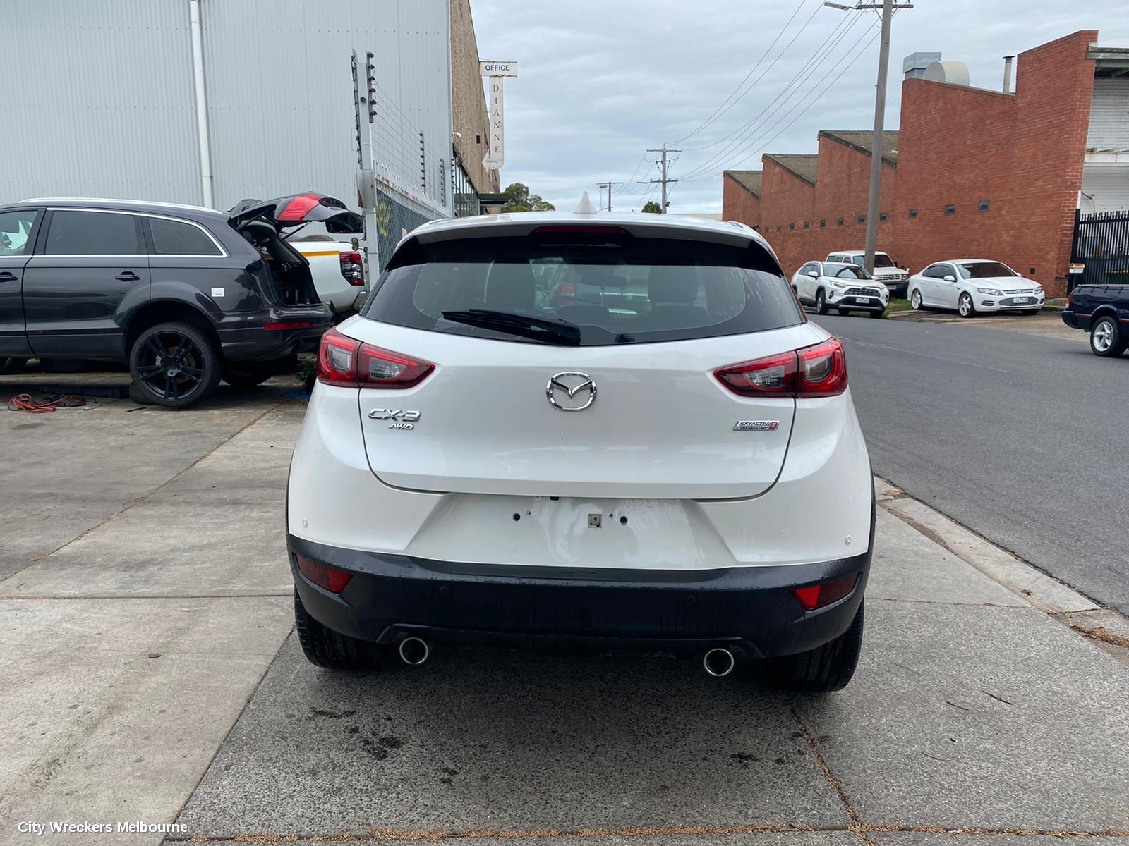 MAZDA CX3 2016 Left Front Window Reg/Motor