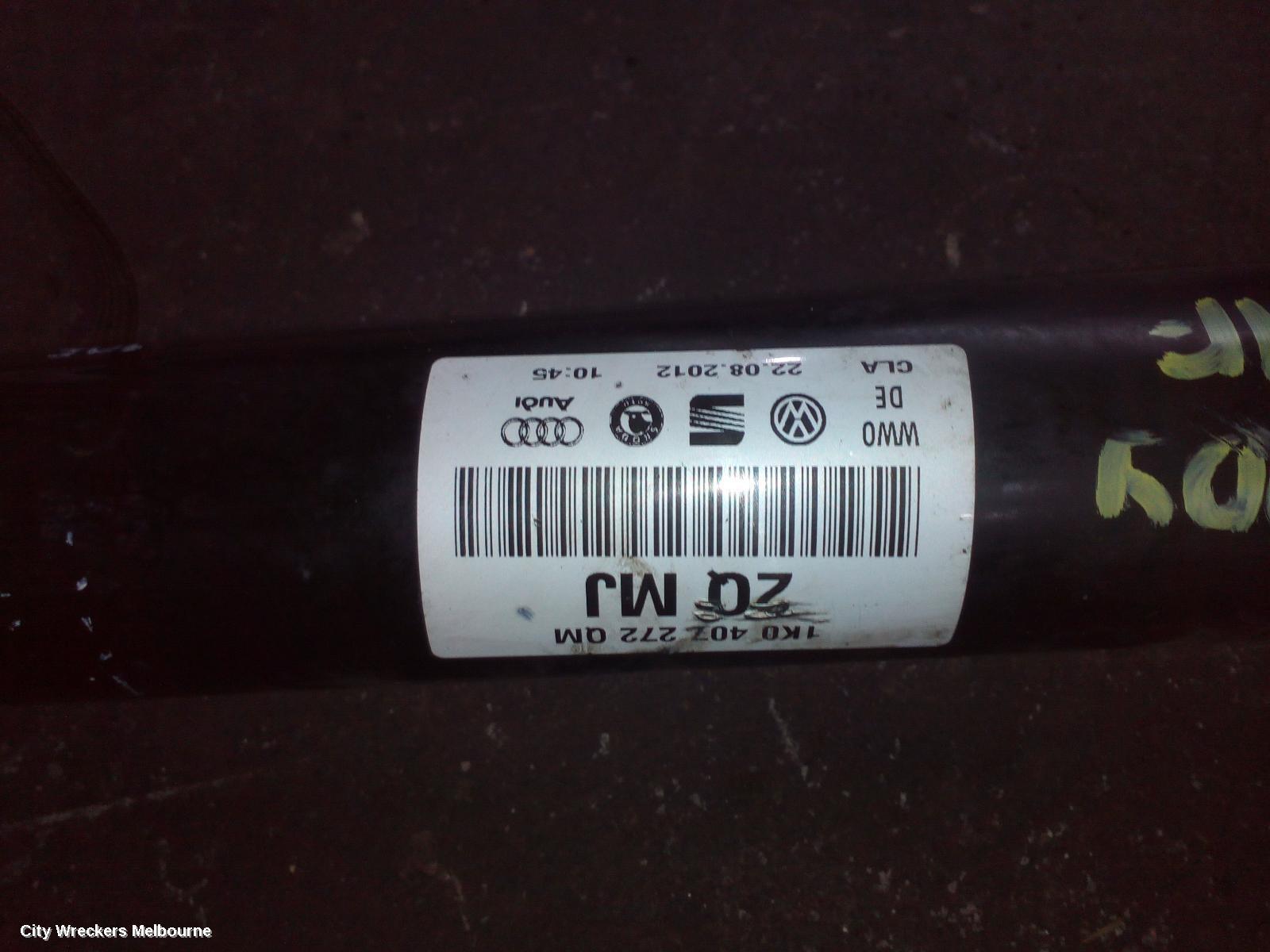 VOLKSWAGEN CADDY 2013 Right Driveshaft