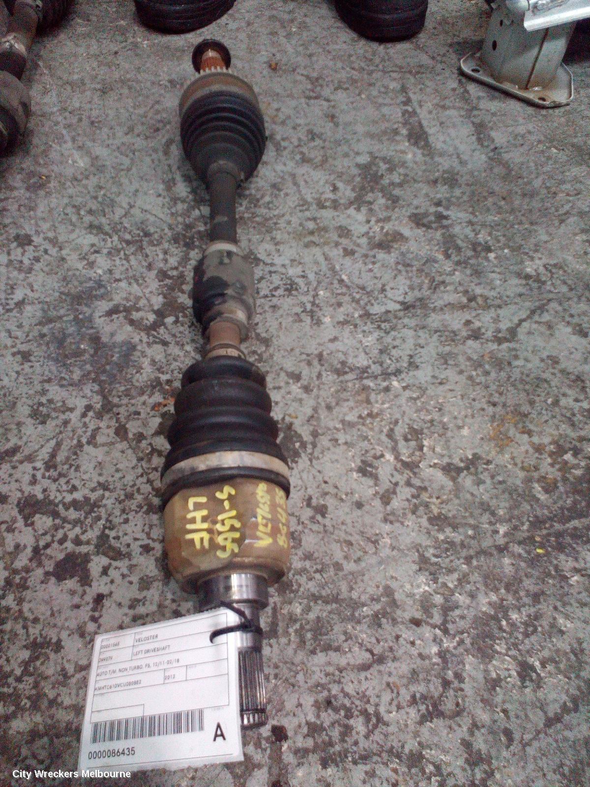 HYUNDAI VELOSTER 2012 Left Driveshaft