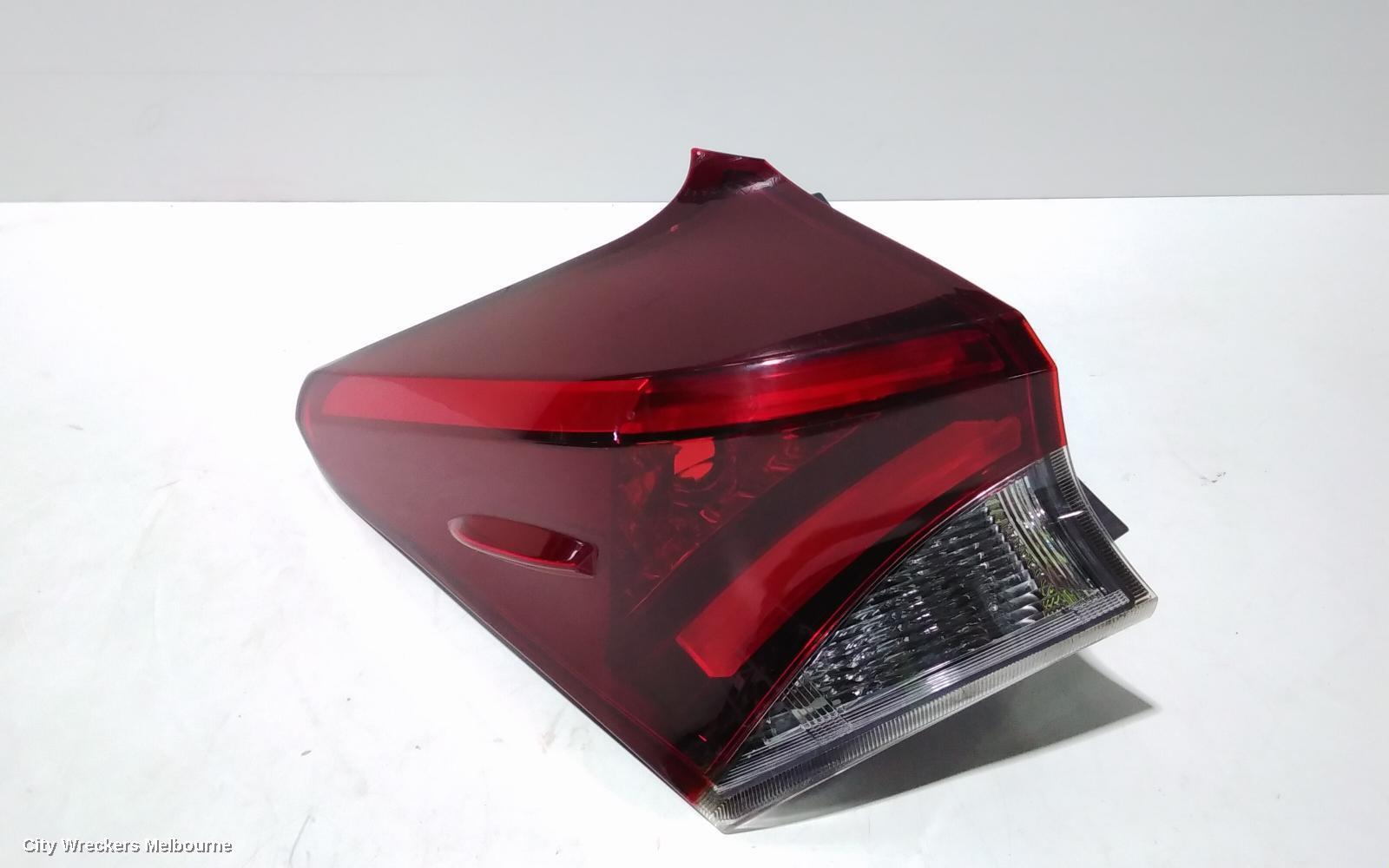 TOYOTA COROLLA 2016 Left Taillight