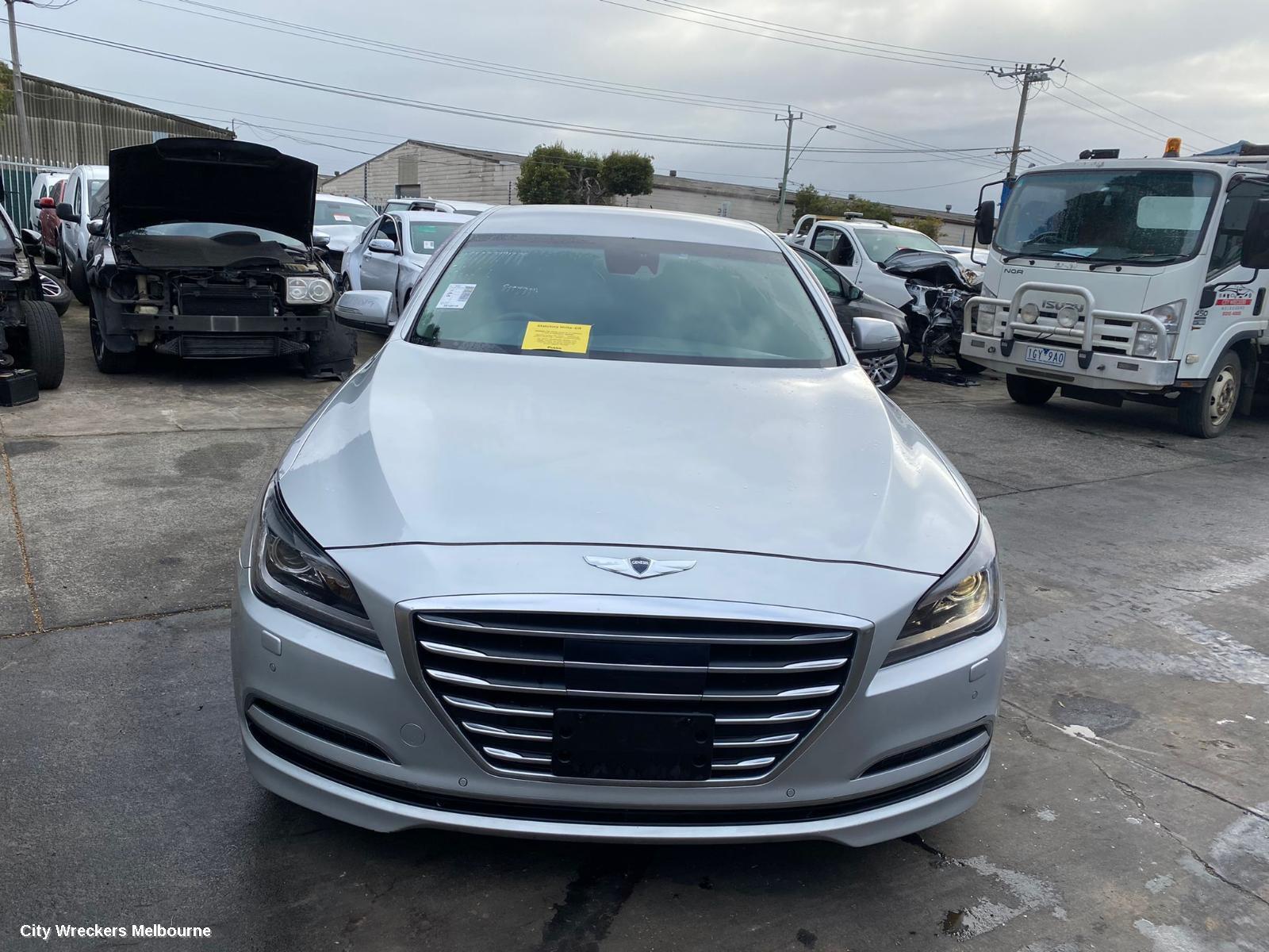 HYUNDAI GENESIS 2017 Left Guard