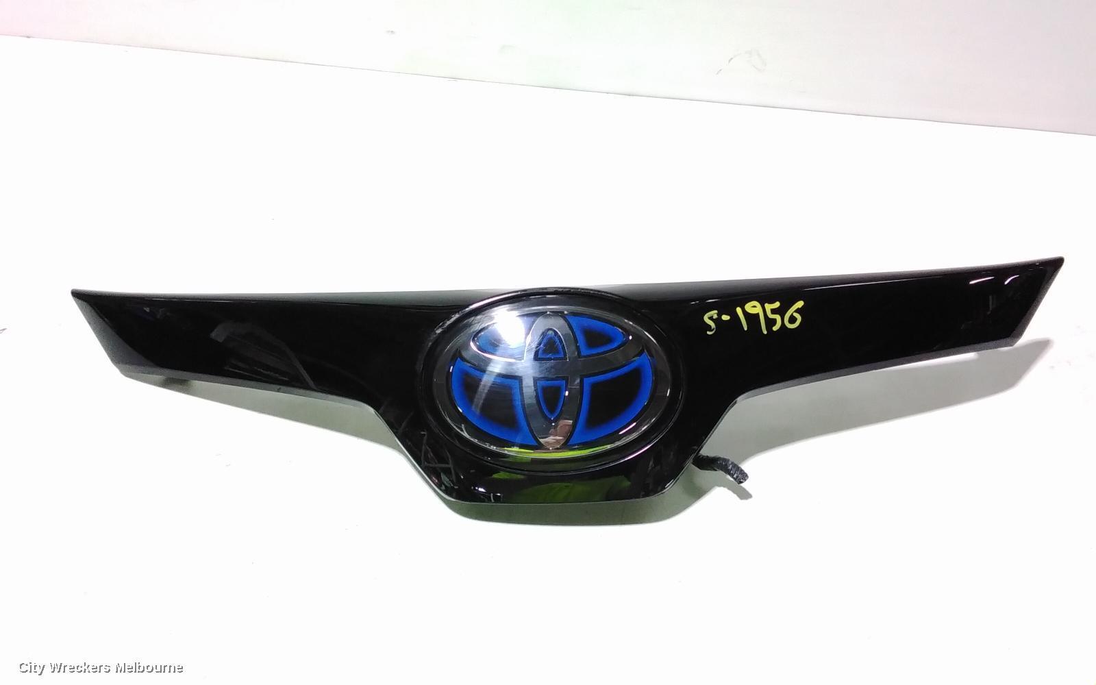 TOYOTA COROLLA 2022 Grille