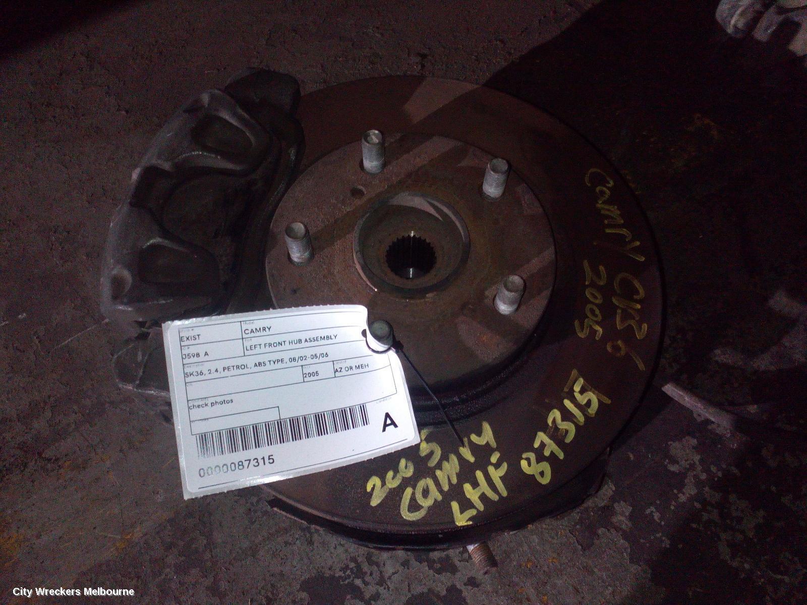 TOYOTA CAMRY 2005 Left Front Hub Assembly