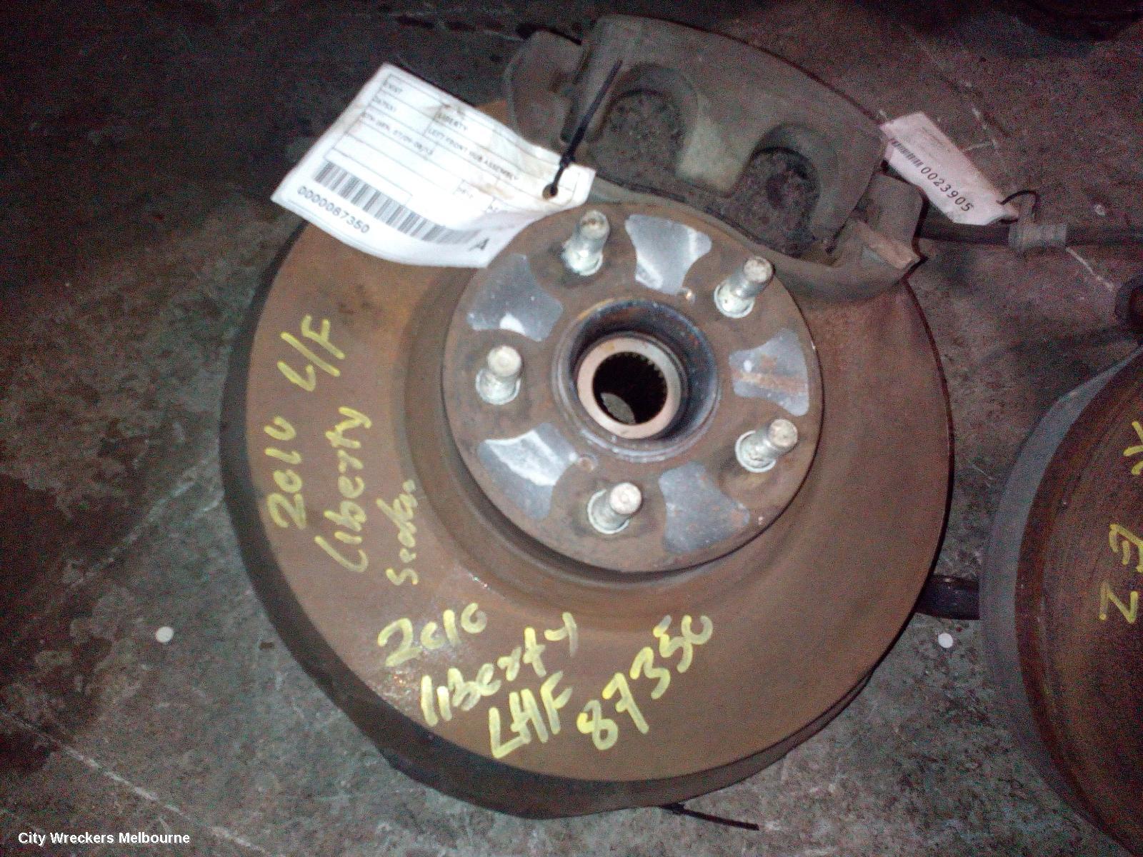 SUBARU LIBERTY 2010 Left Front Hub Assembly