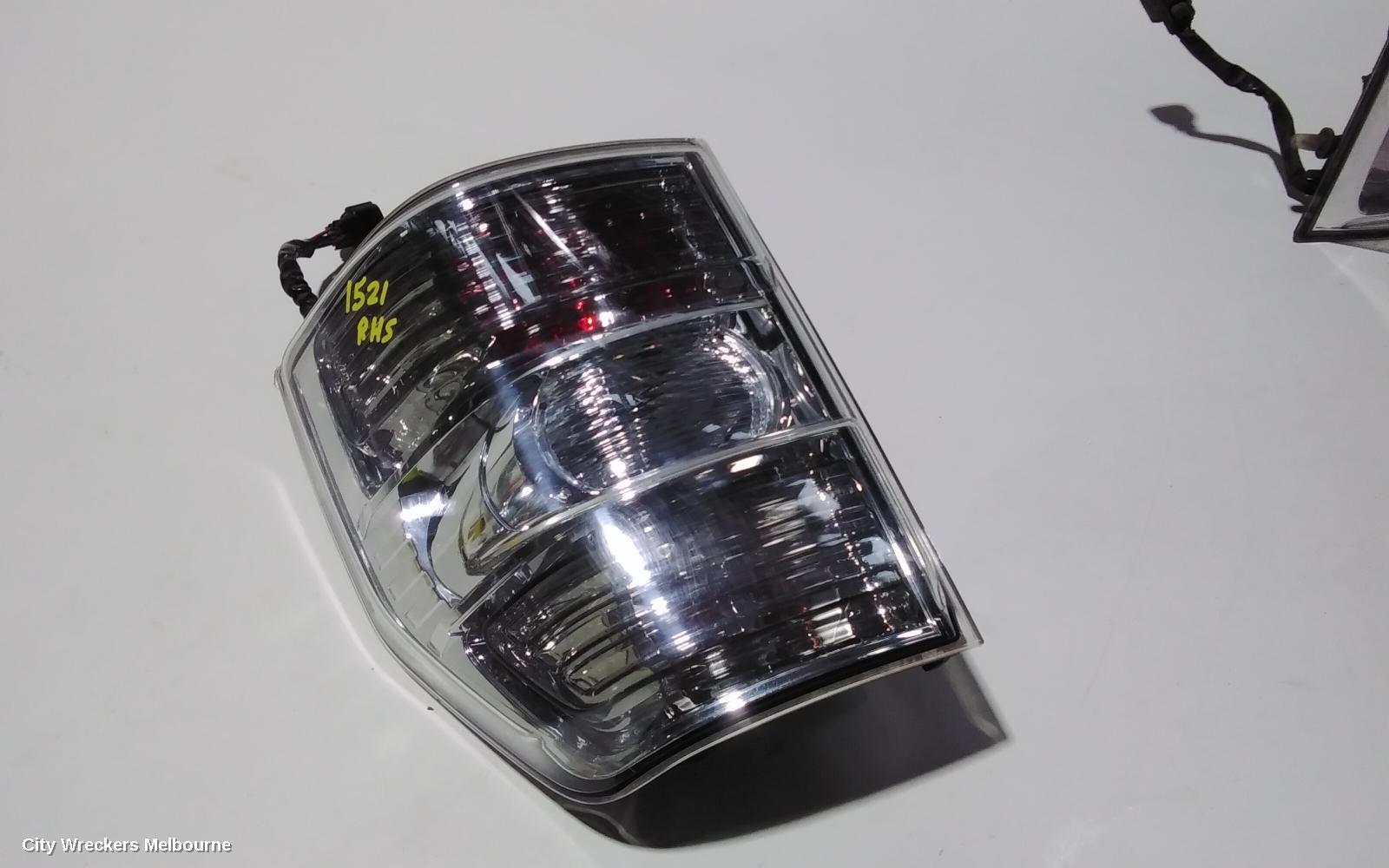 MITSUBISHI PAJERO 2008 Right Taillight