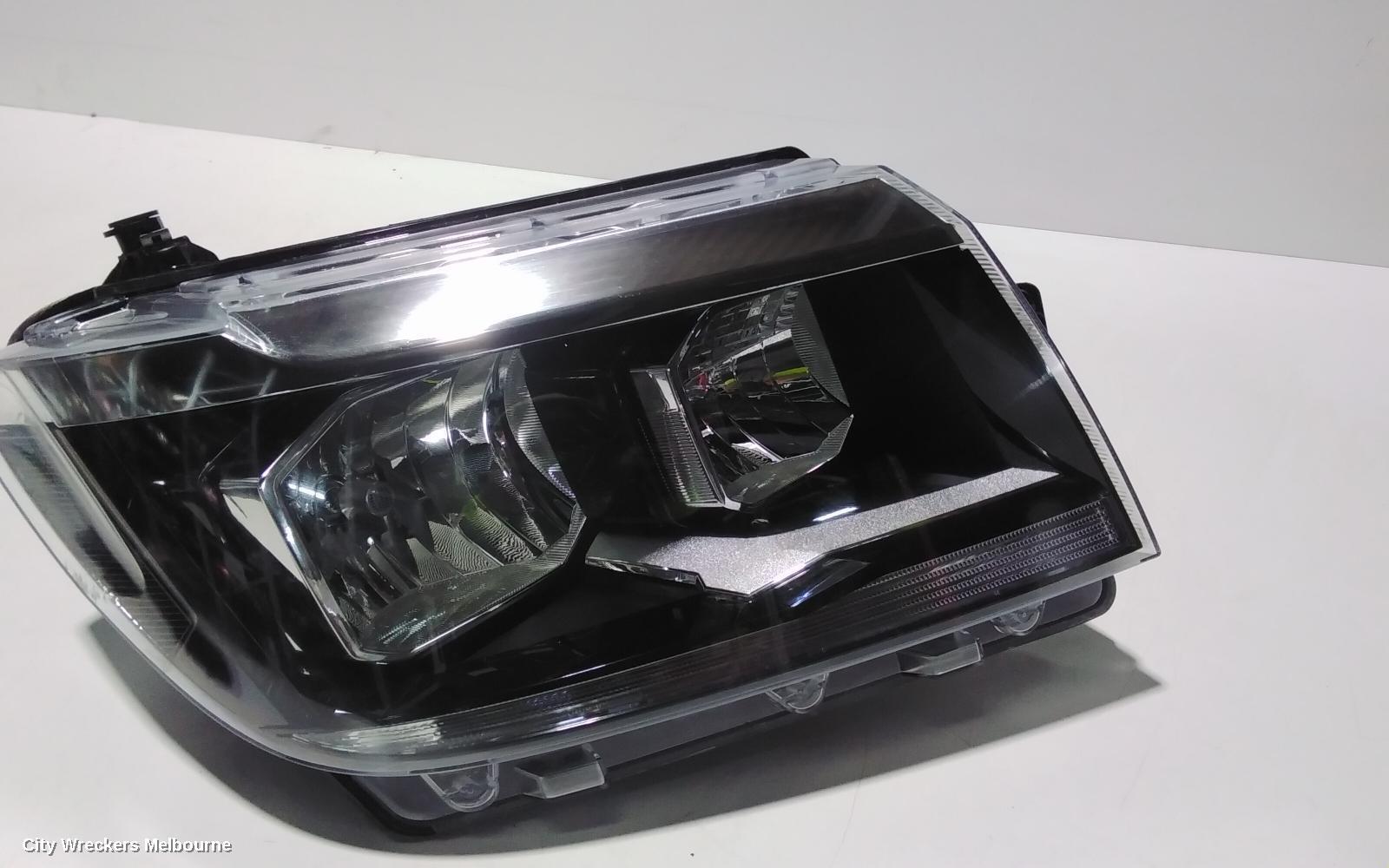 VOLKSWAGEN CRAFTER 2020 Right Headlamp