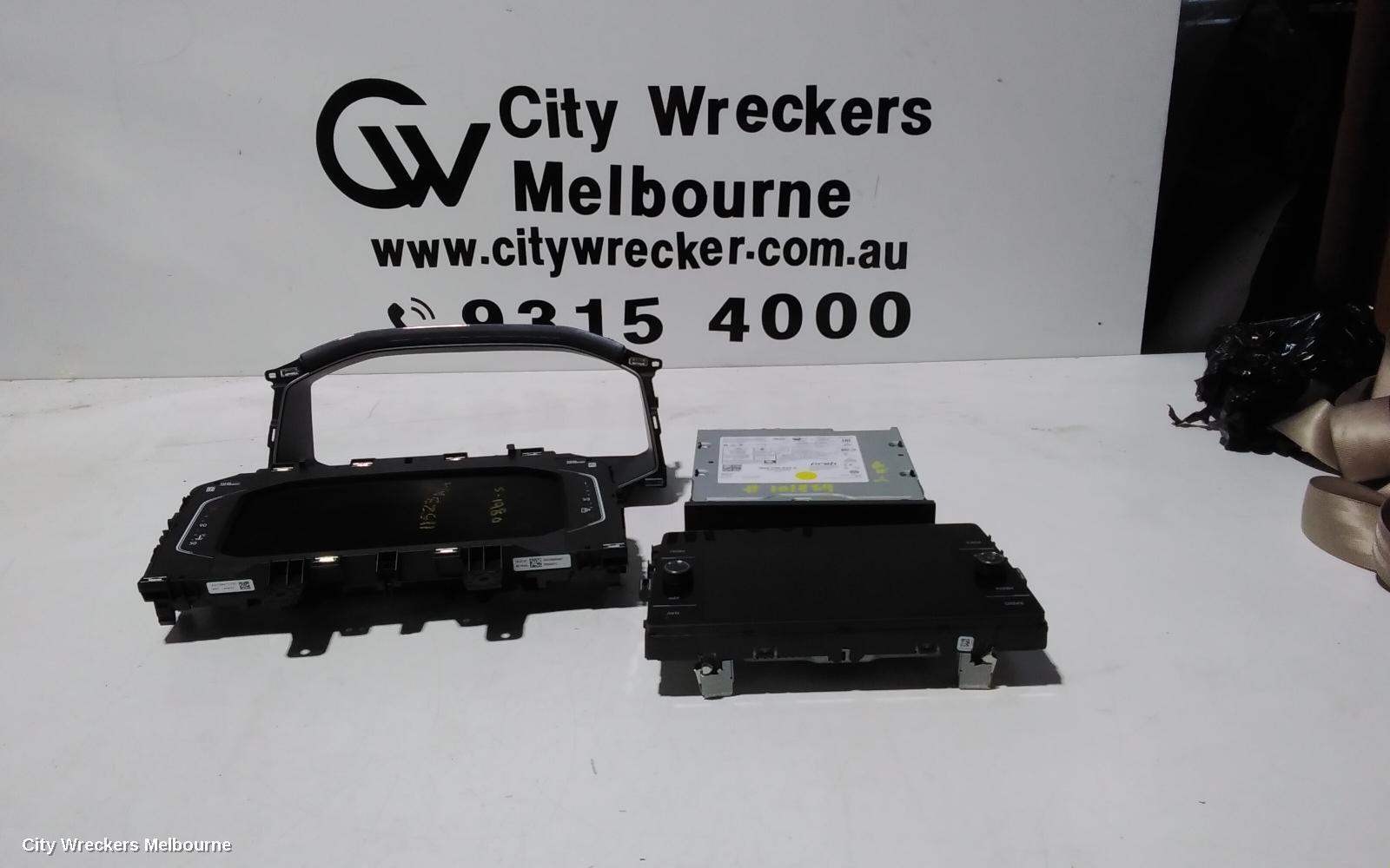 VOLKSWAGEN T-ROC 2021 Radio/Cd/Dvd/Sat/Tv