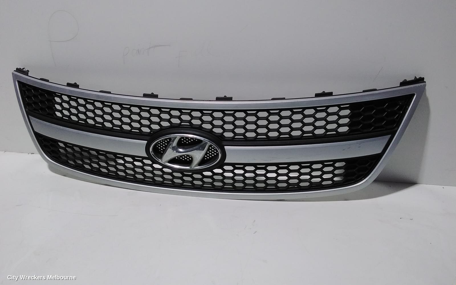 HYUNDAI ILOAD/IMAX 2010 Grille