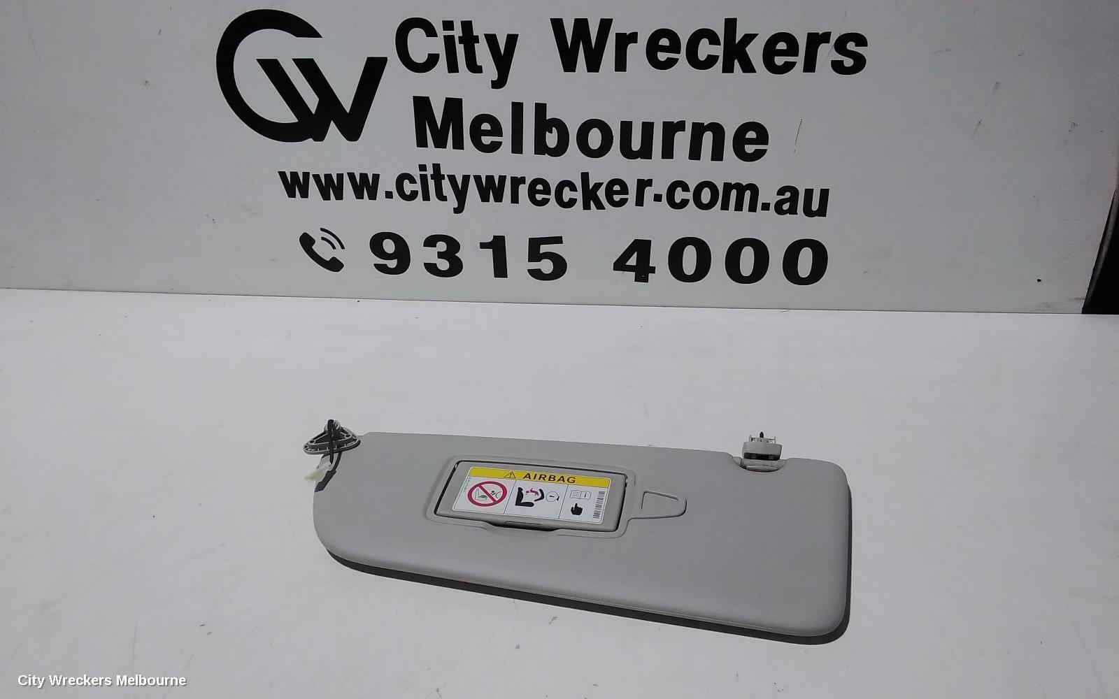 MERCEDES VITO 2017 Sunvisor