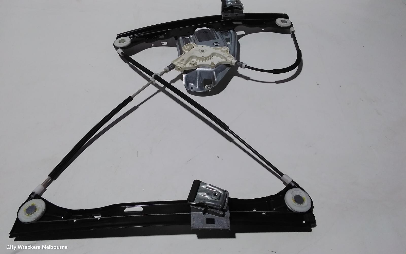 MERCEDES CLC CLASS 2010 Right Front Window Reg/Motor