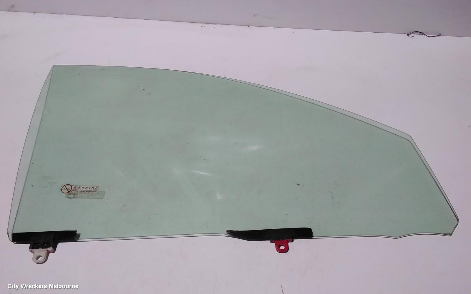 TOYOTA ECHO 2003 Right Front Door Window