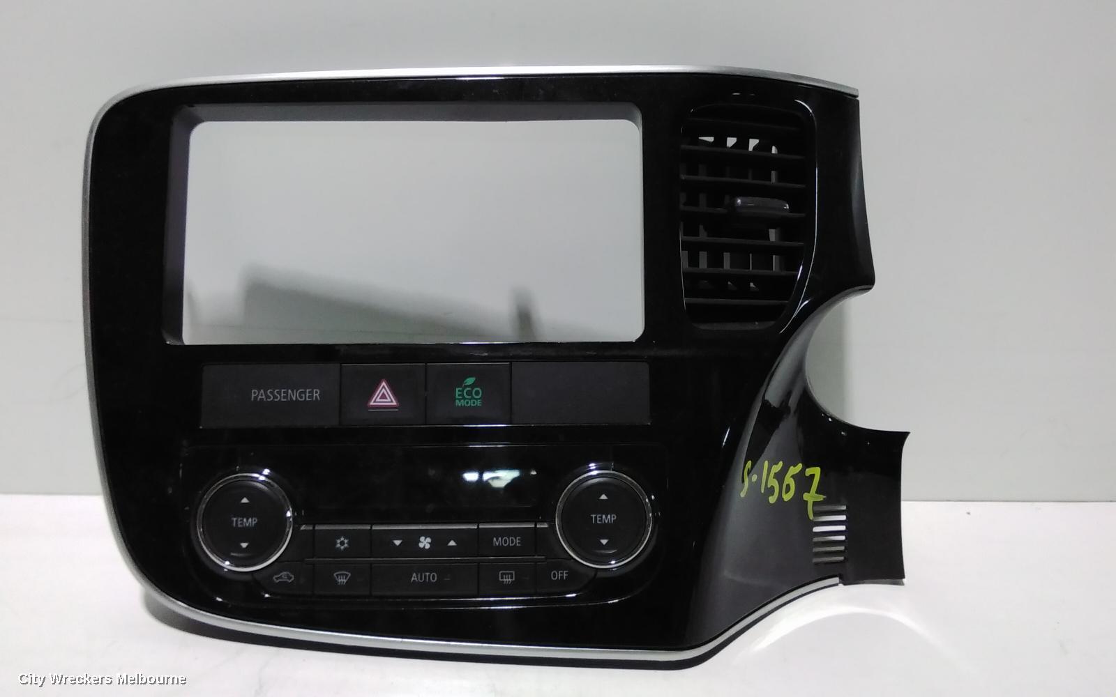 MITSUBISHI OUTLANDER 2013 Heater/Ac Controls