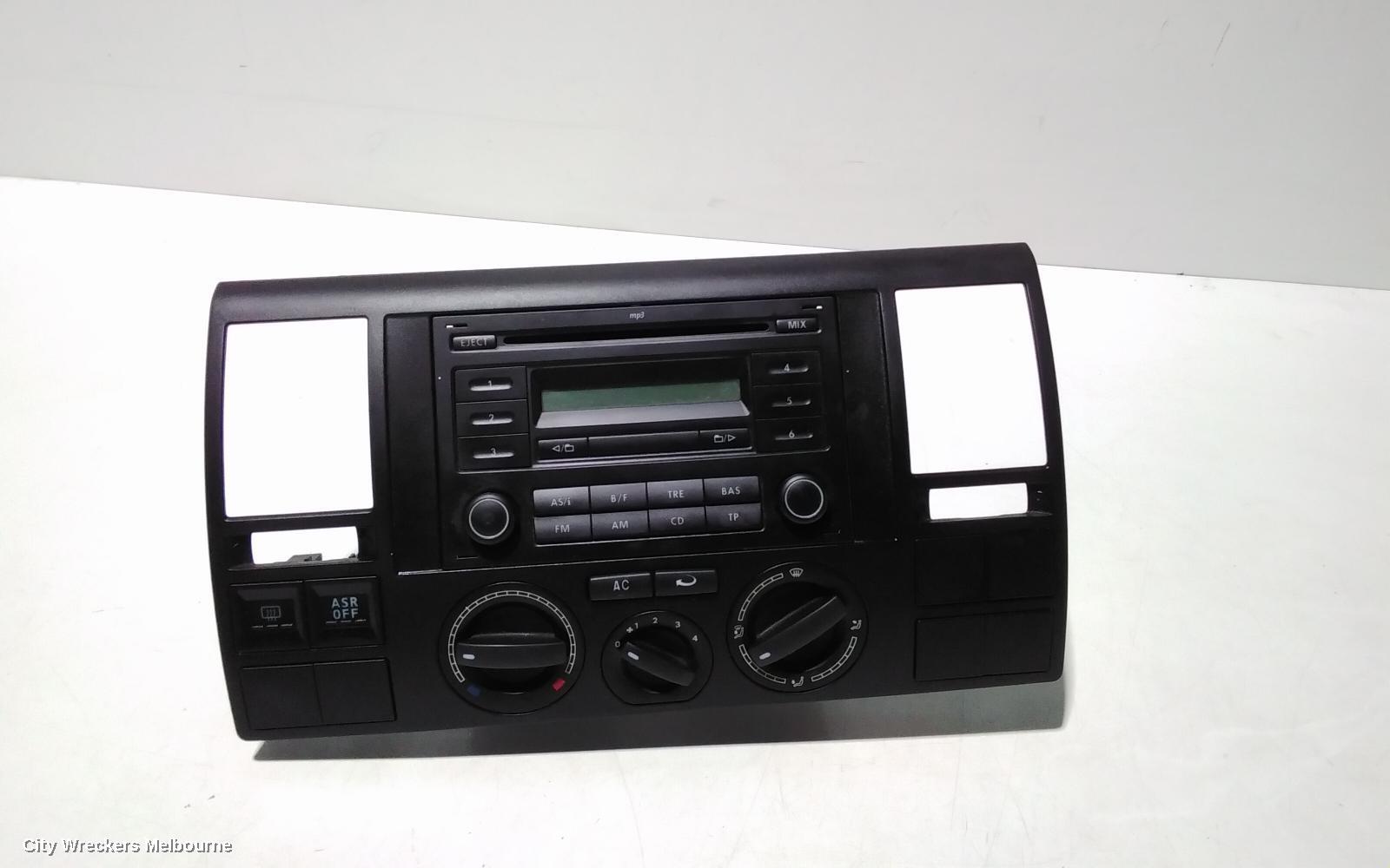 VOLKSWAGEN TRANSPORTER 2008 Radio/Cd/Dvd/Sat/Tv