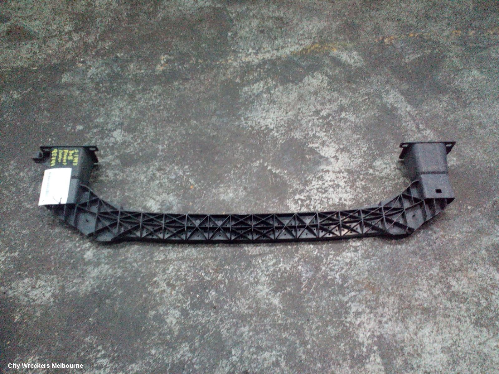 PEUGEOT 308 2012 F/Bar Reinforc/Brack