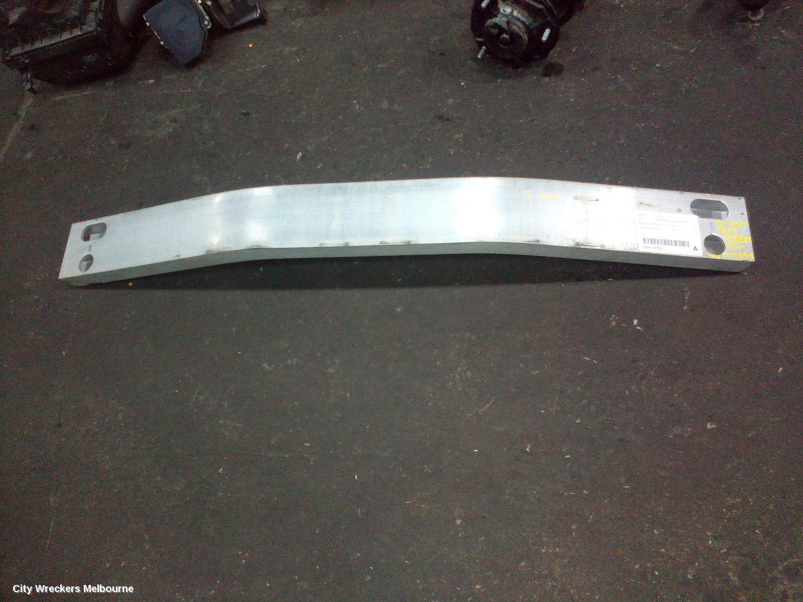 TOYOTA KLUGER 2014 R/Bar Bracket/Reinfo