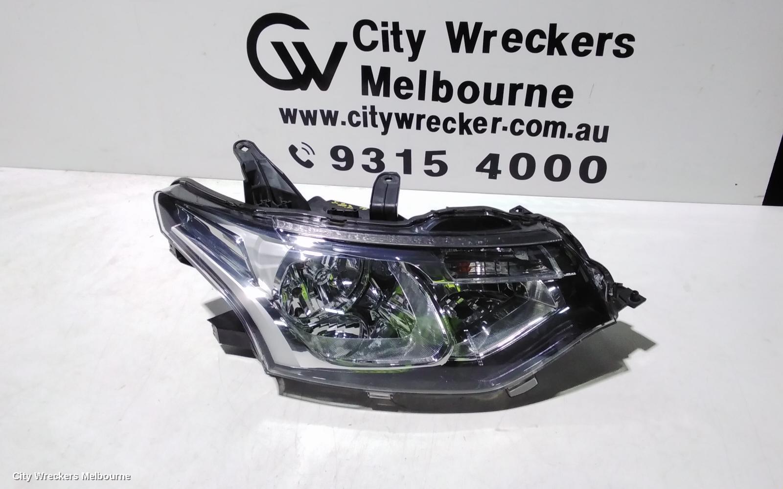 MITSUBISHI OUTLANDER 2013 Right Headlamp