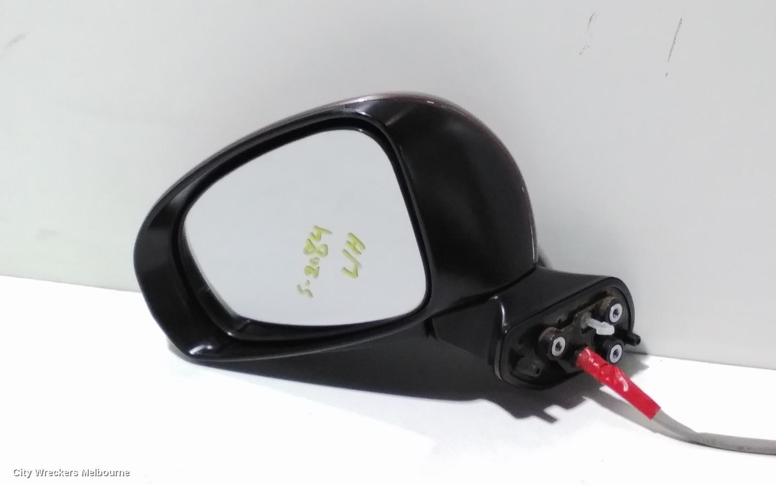 TOYOTA PRIUS 2015 Left Door Mirror