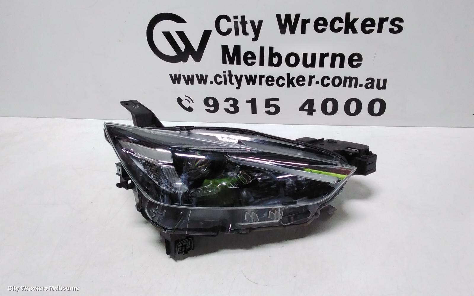 MAZDA CX3 2020 Right Headlamp