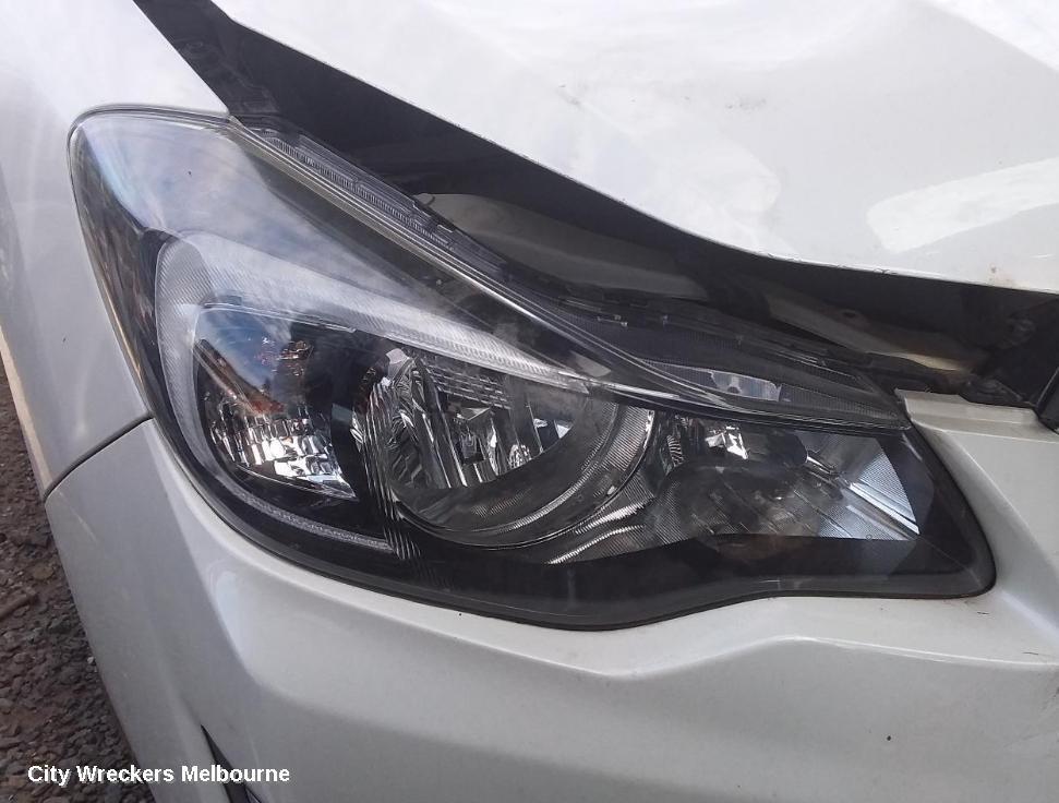 SUBARU XV 2014 Right Headlamp